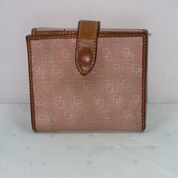 Auth Vintage Dooney & Bourke latch lock Wallet - Picture 2 of 15